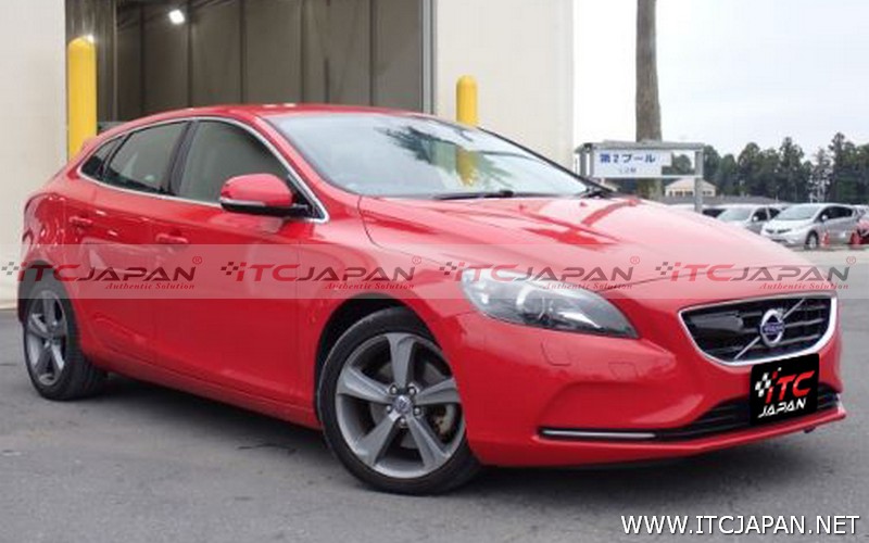 Volvo-V40--2014