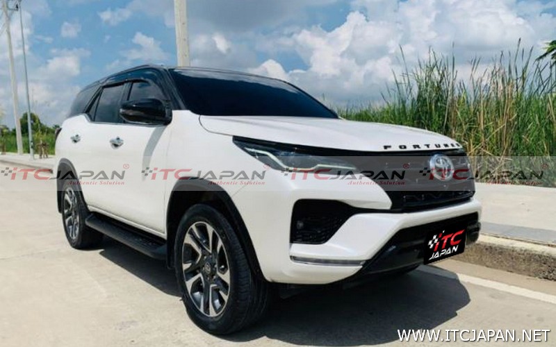 Toyota-Fortuner--2022