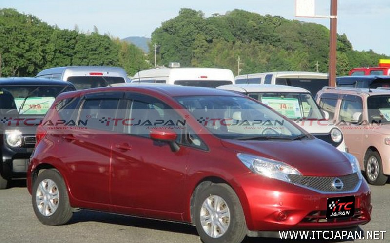 Nissan-Note--2015