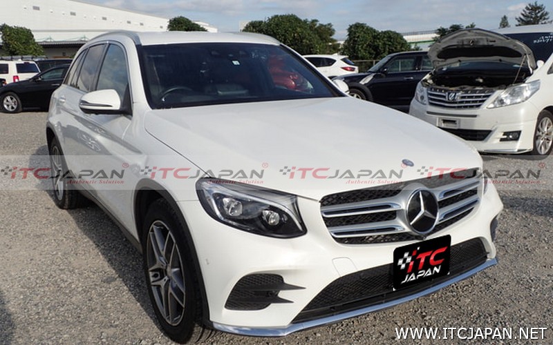 Mercedes-Benz-GLC-2016