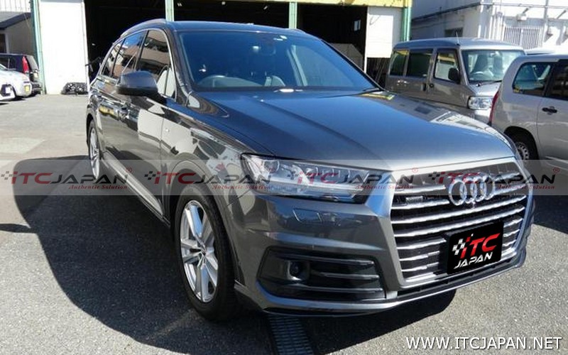 Audi-Q7--2018